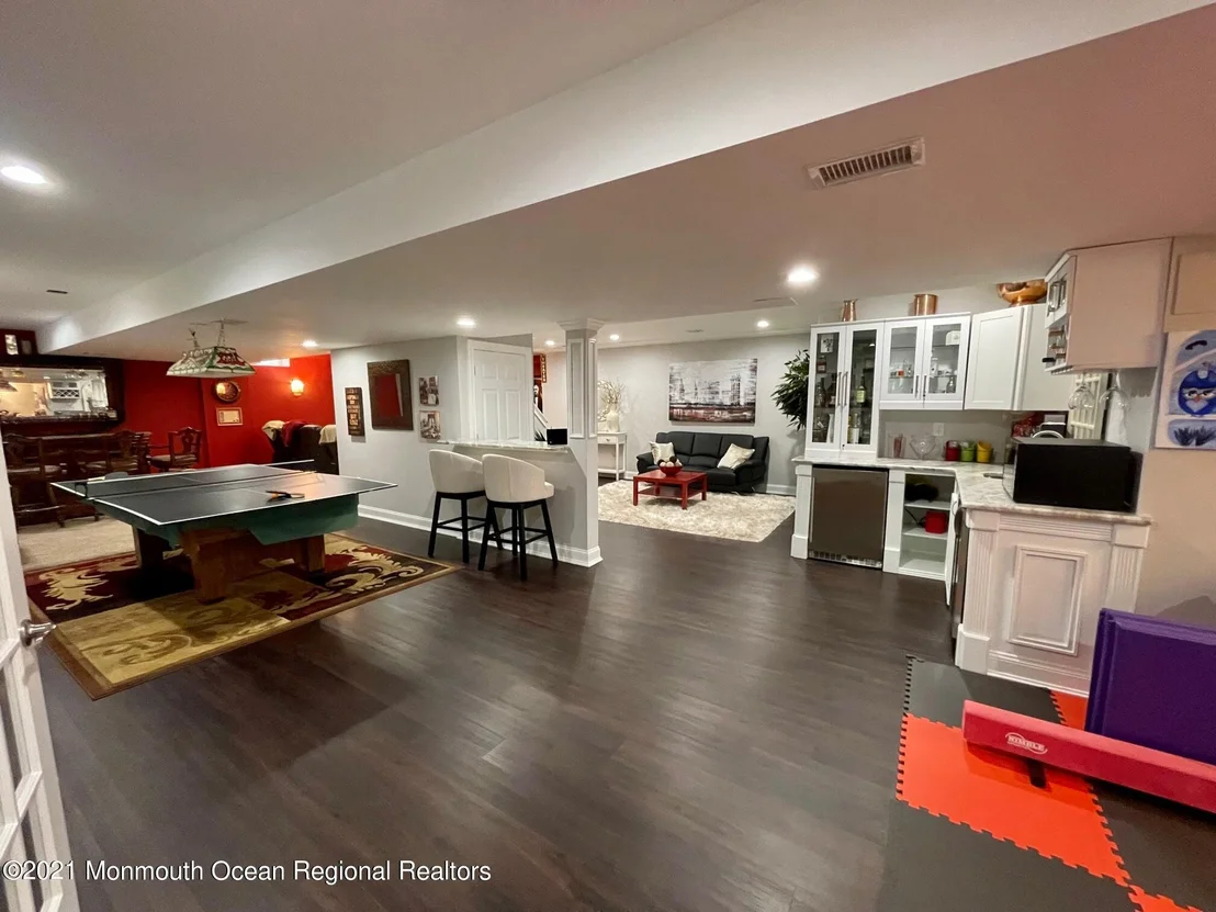Photo of 607 Windcrest Court