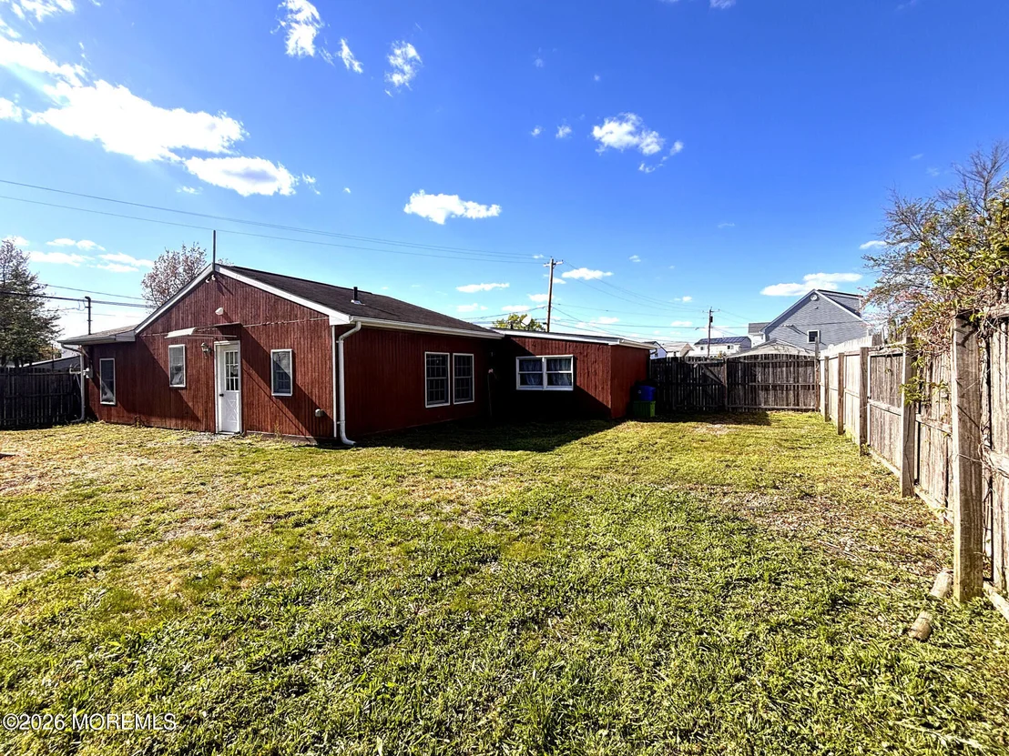Photo of 1005 Beach Boulevard