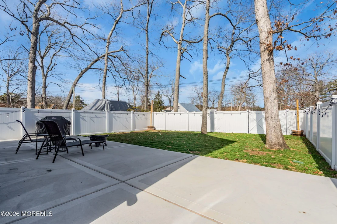 Photo of 1620 Ewart Road