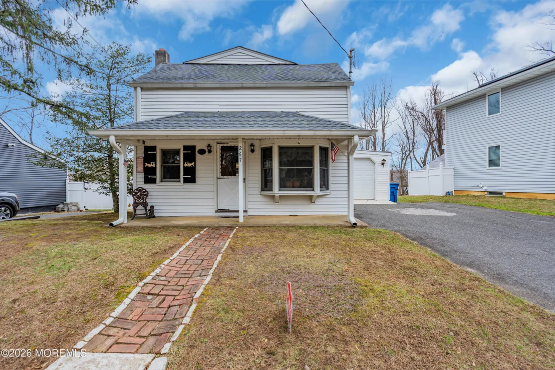 Photo of 267 Phalanx Road