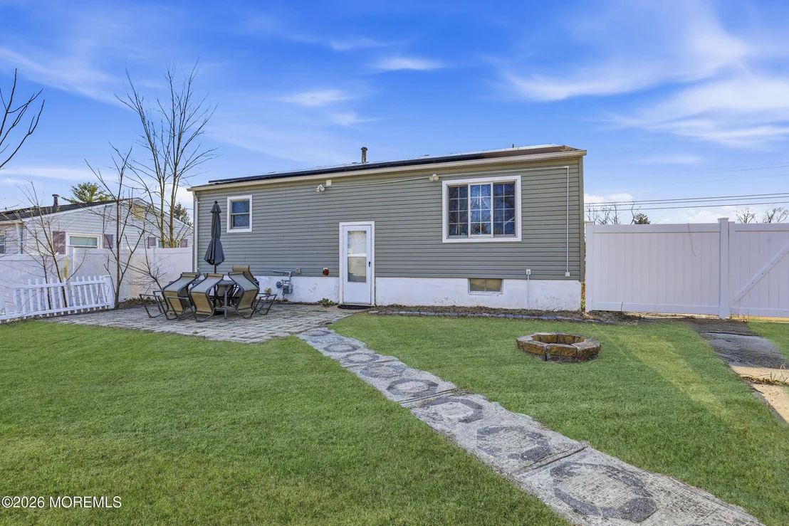 Photo of 28 Bucknell Drive