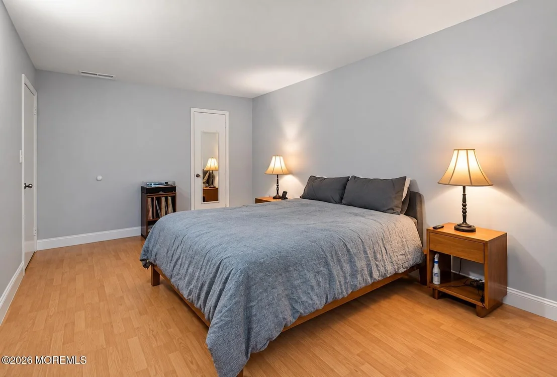 Photo of 303 Wellington PL