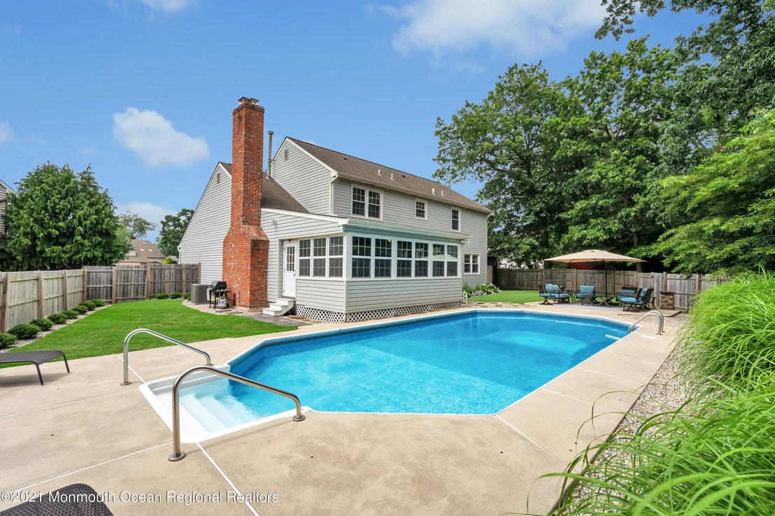 Photo of 213 Doe Road