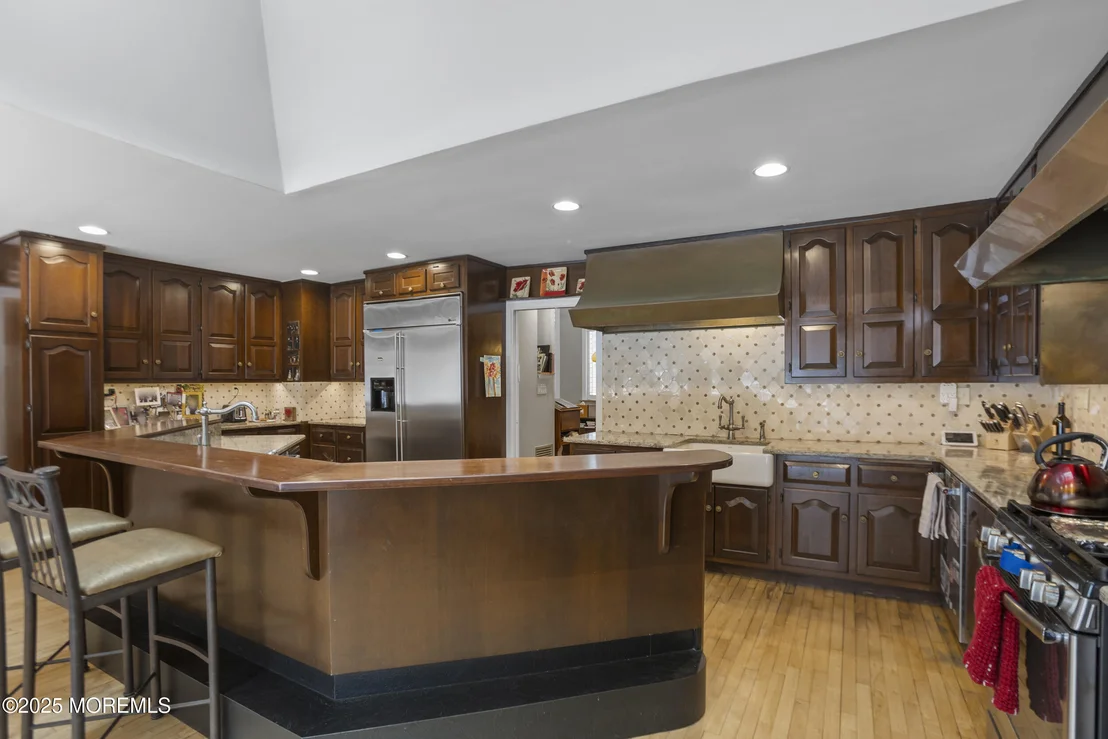 Photo of 780 Green Valley Road