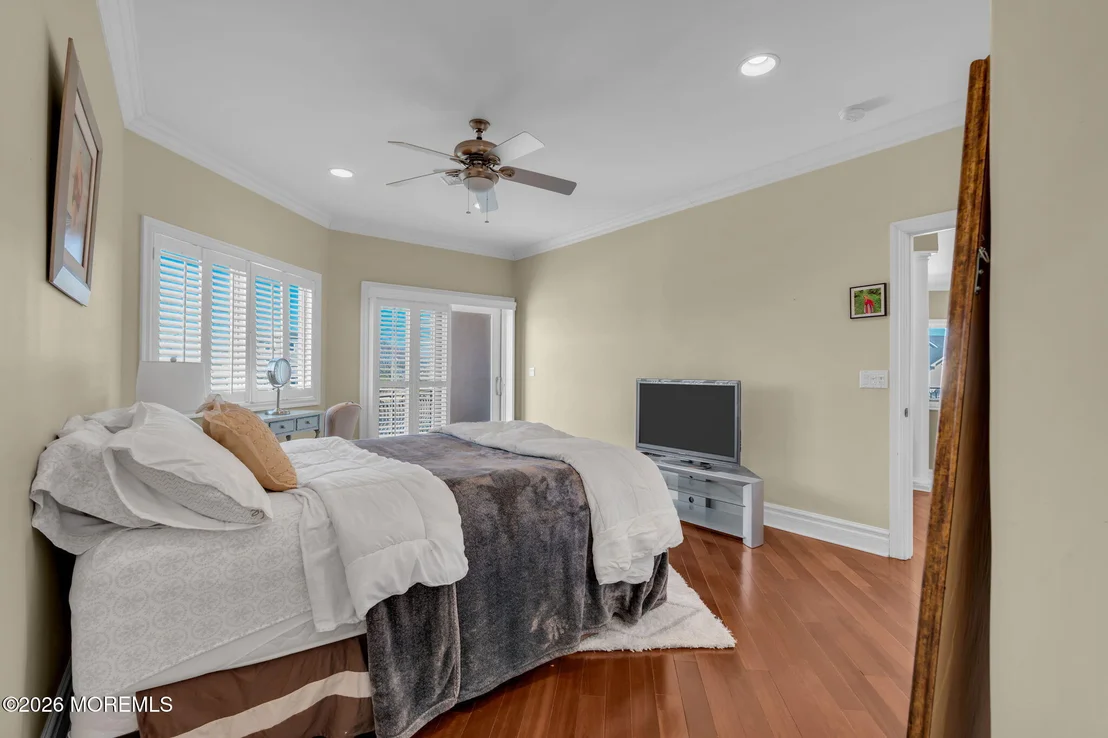 Photo of 342 Aldo Drive