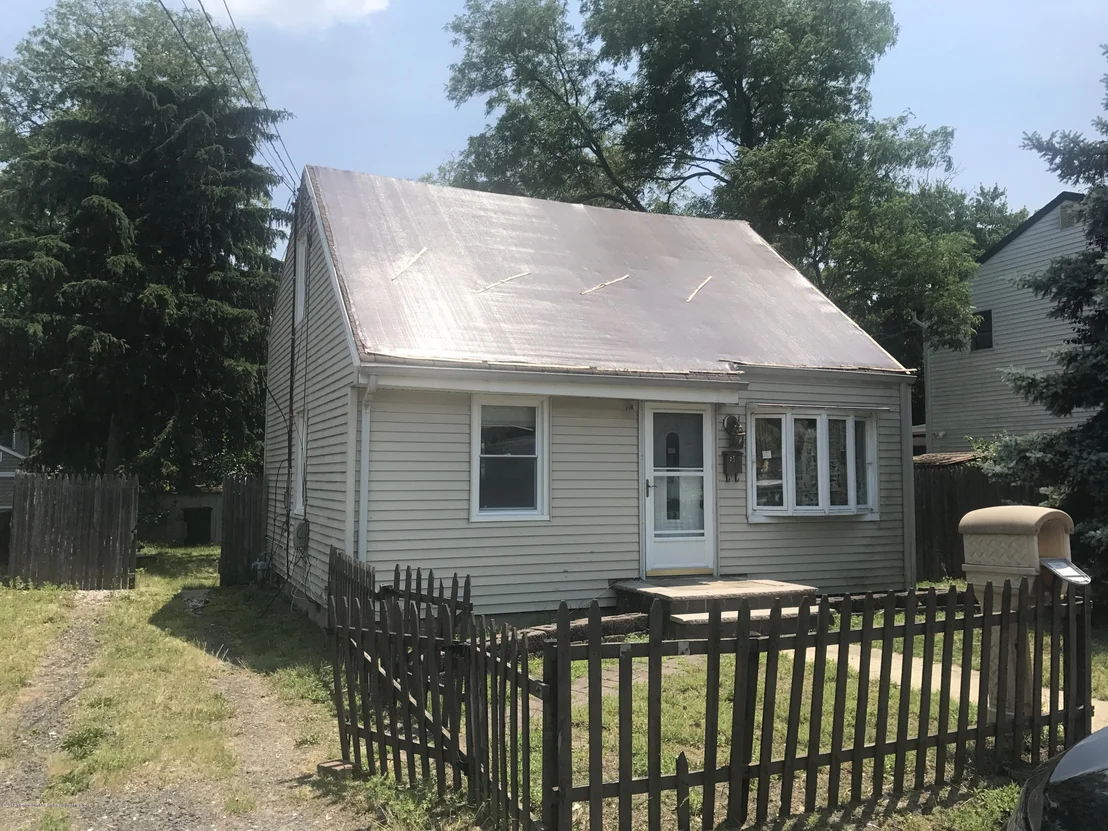 Photo of 64 Compton Avenue