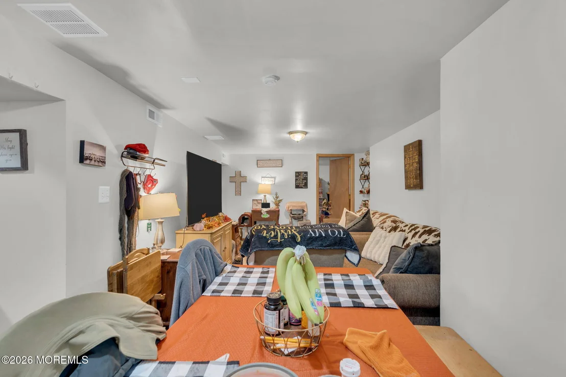 Photo of 303 W Commodore Boulevard