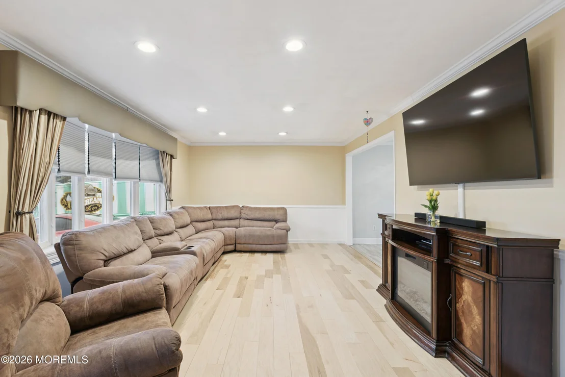 Photo of 244 Oklahoma Drive