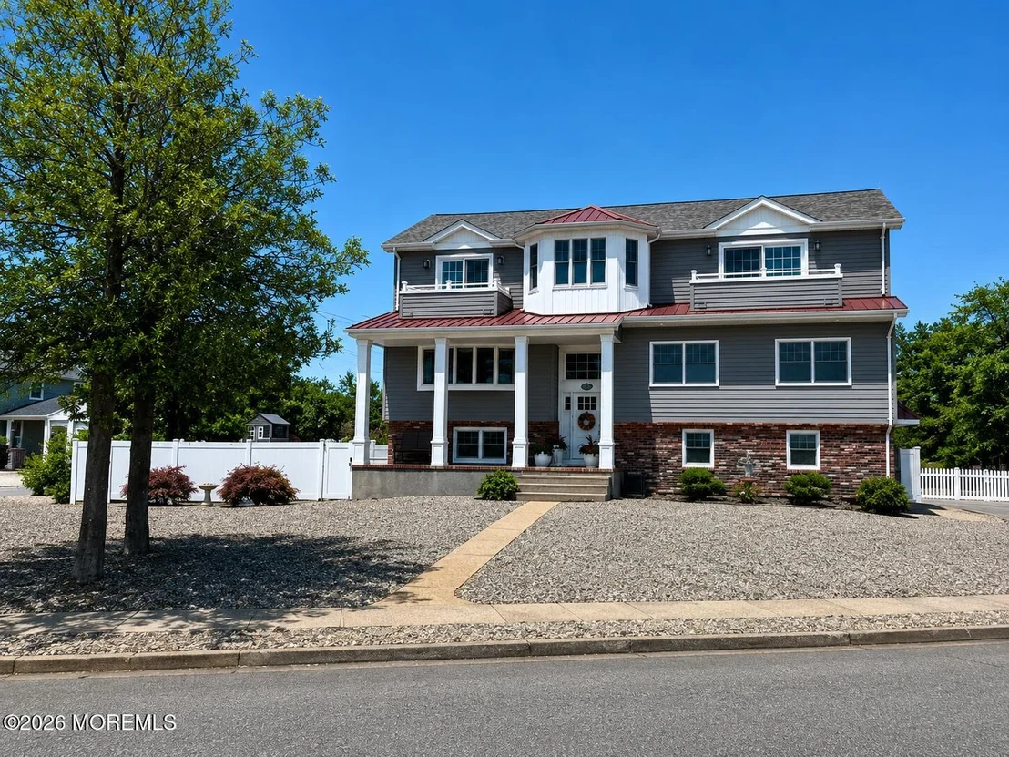 Photo of 6 Twilight Drive