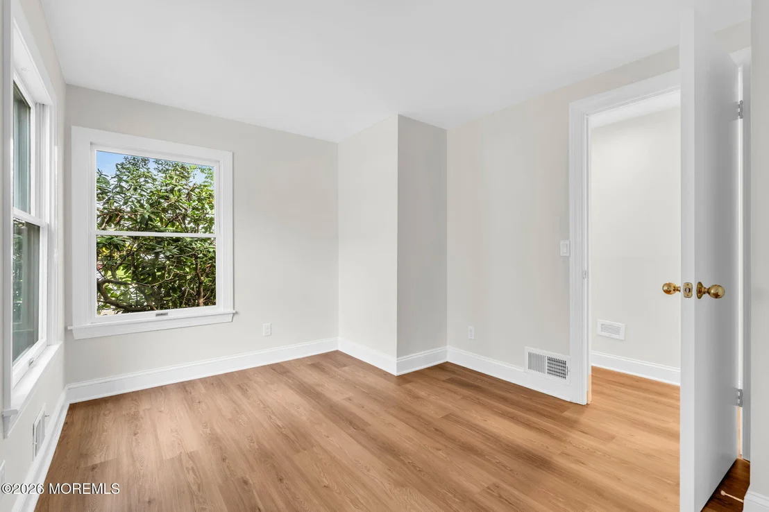 Photo of 543 Harris Avenue