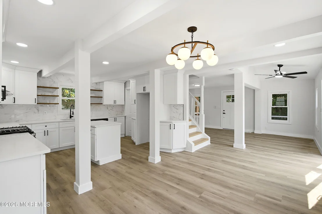 Photo of 164 Maple Avenue