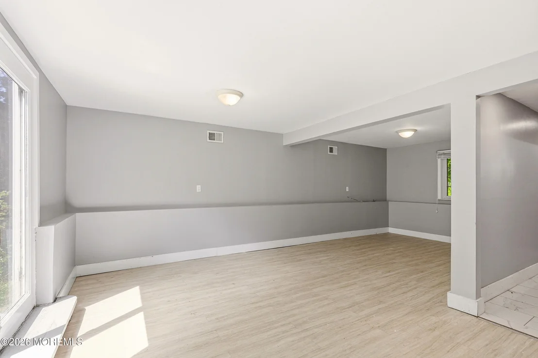 Photo of 687 Northstream Drive