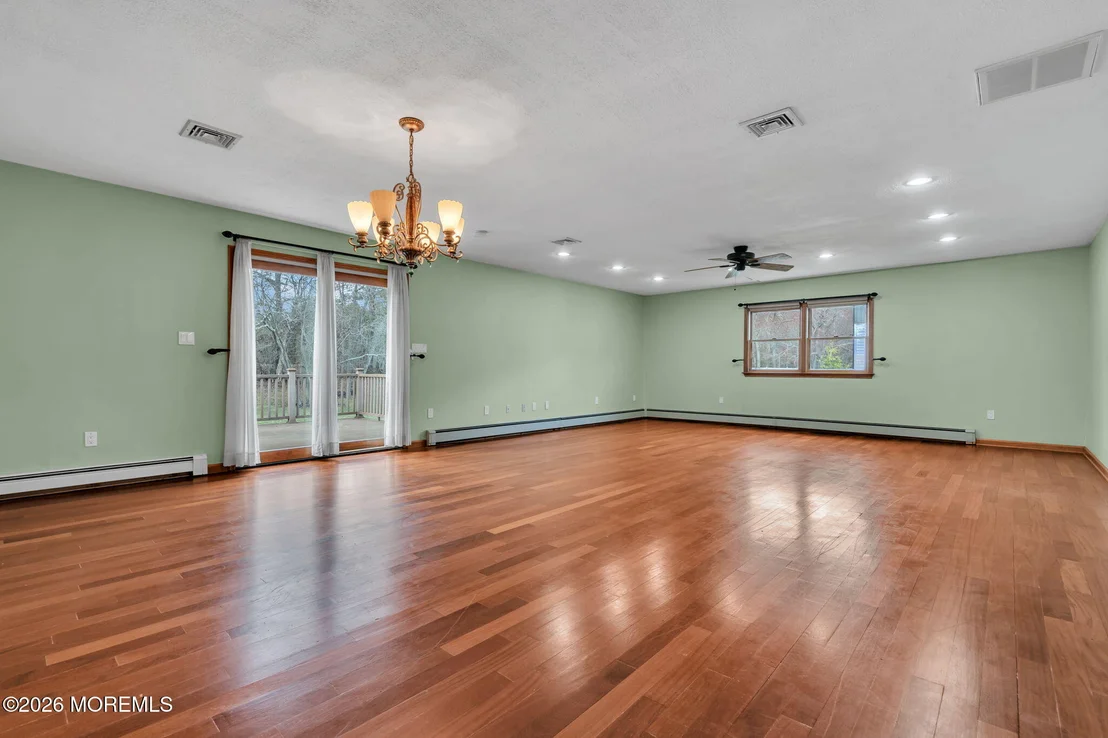Photo of 20 Sylvan Boulevard