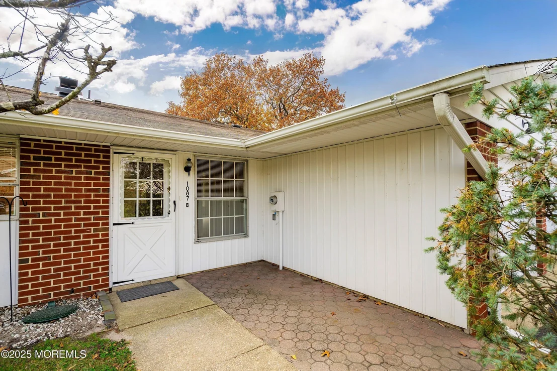 Photo of 1087B Argyll Circle