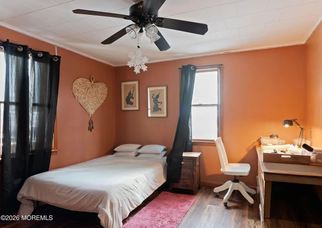 Photo of 12 Thompson Avenue