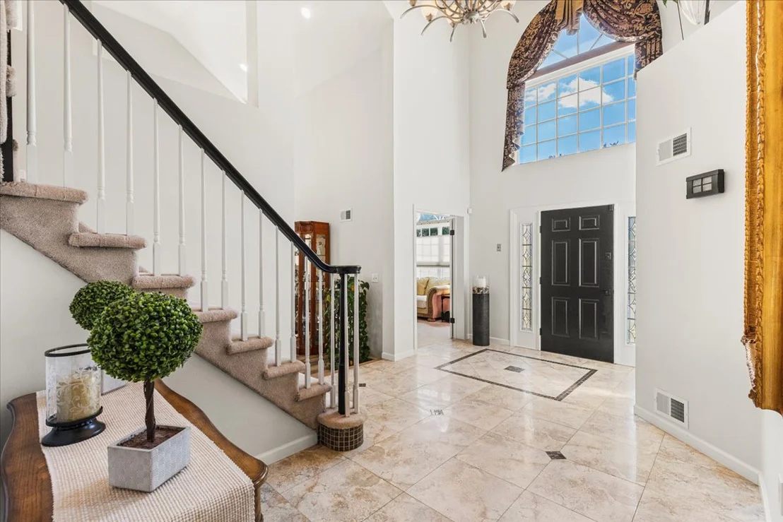Photo of 67 Winding Brook Drive