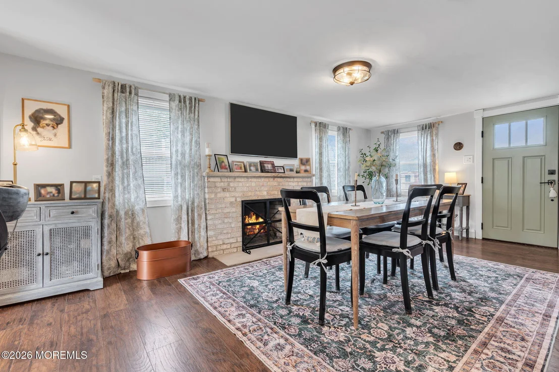 Photo of 82 Clearwater Drive