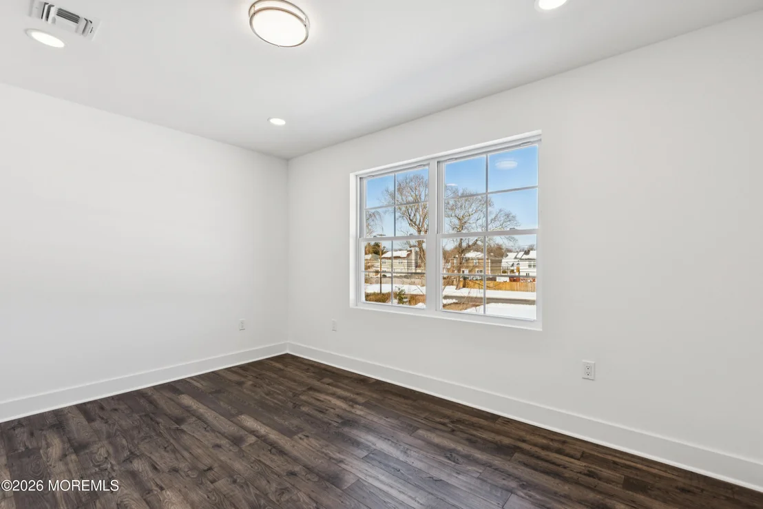 Photo of 140 Locust Avenue