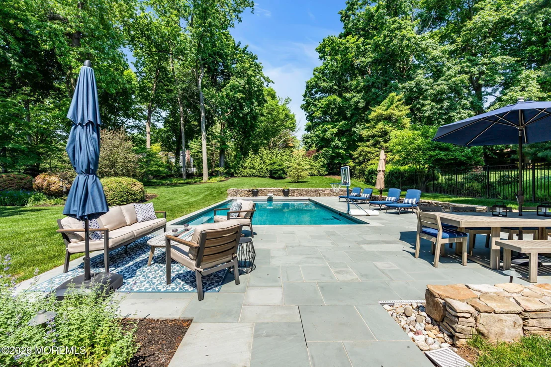 Photo of 15 Circle Drive