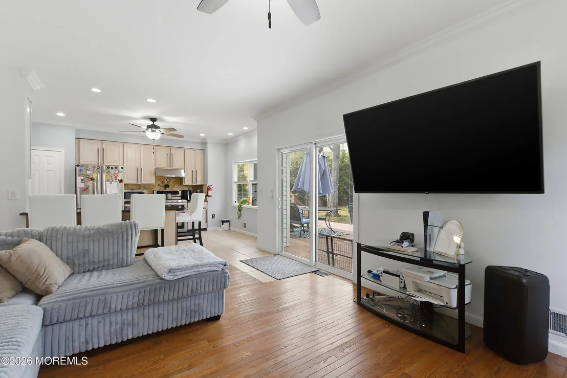 Photo of 406 Burke Road