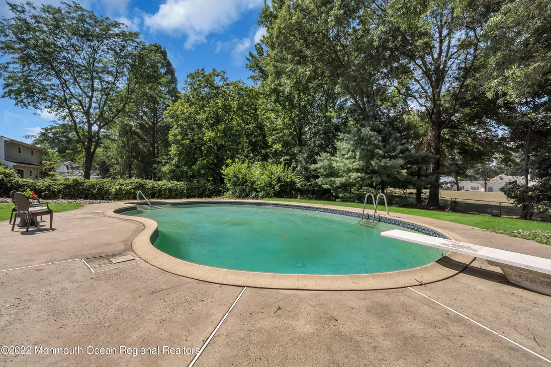 Photo of 19 Warren Drive