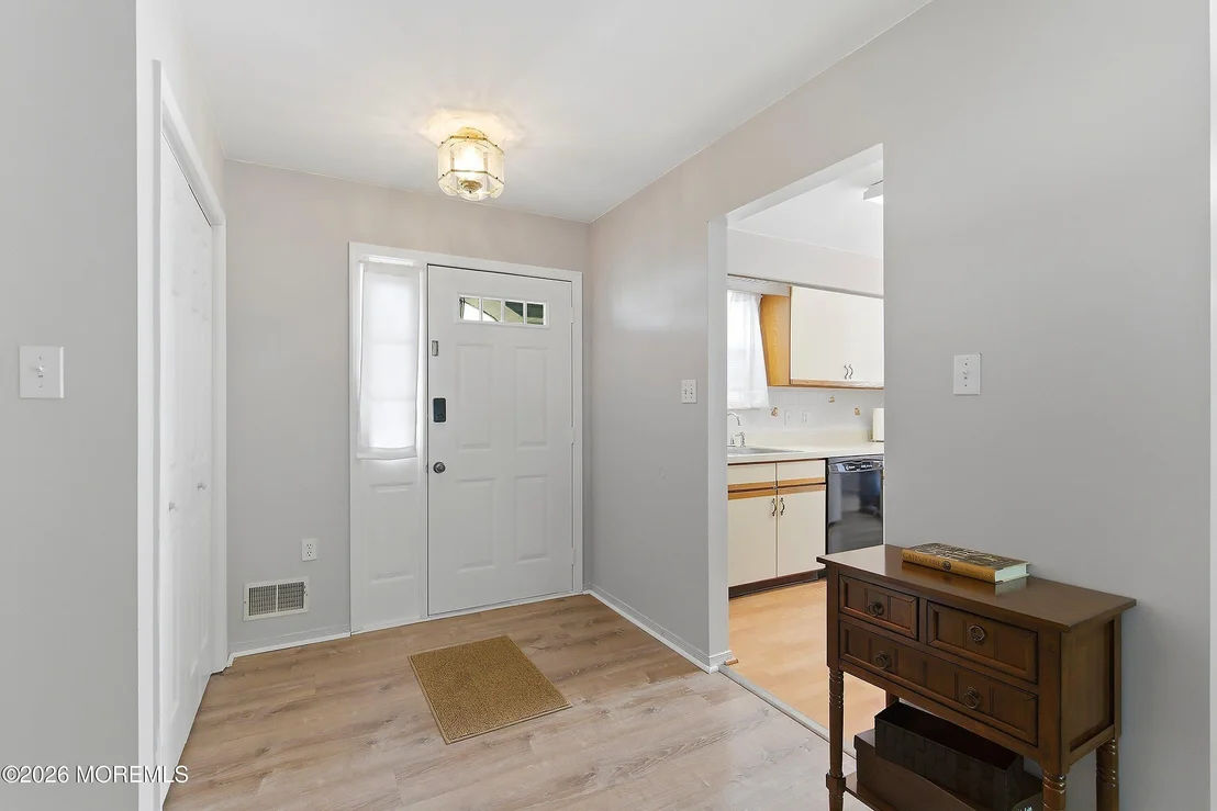 Photo of 203 Sunset Drive