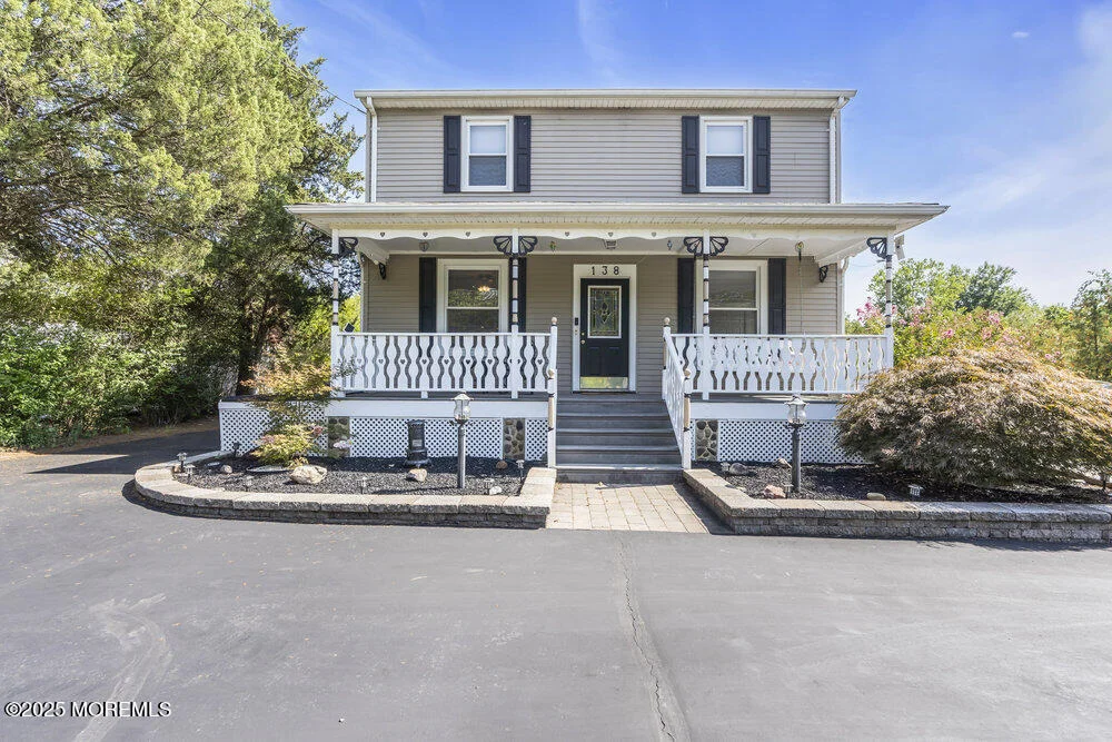 Photo of 138 Main Street