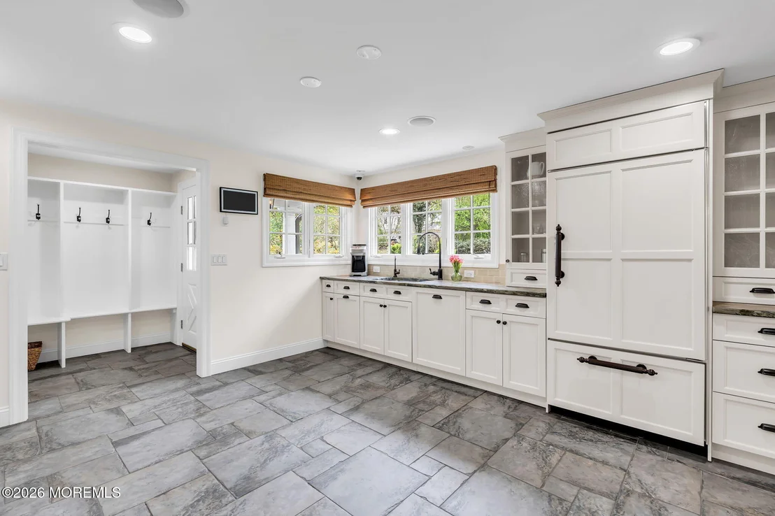 Photo of 9 N Cherry Lane