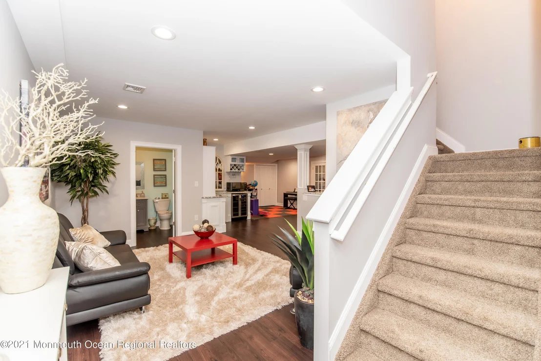 Photo of 607 Windcrest Court