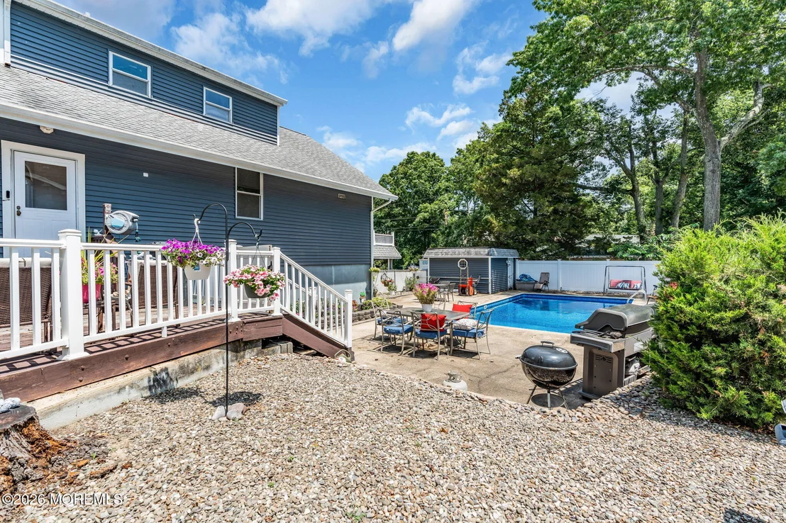 Photo of 241 Old Squan Road