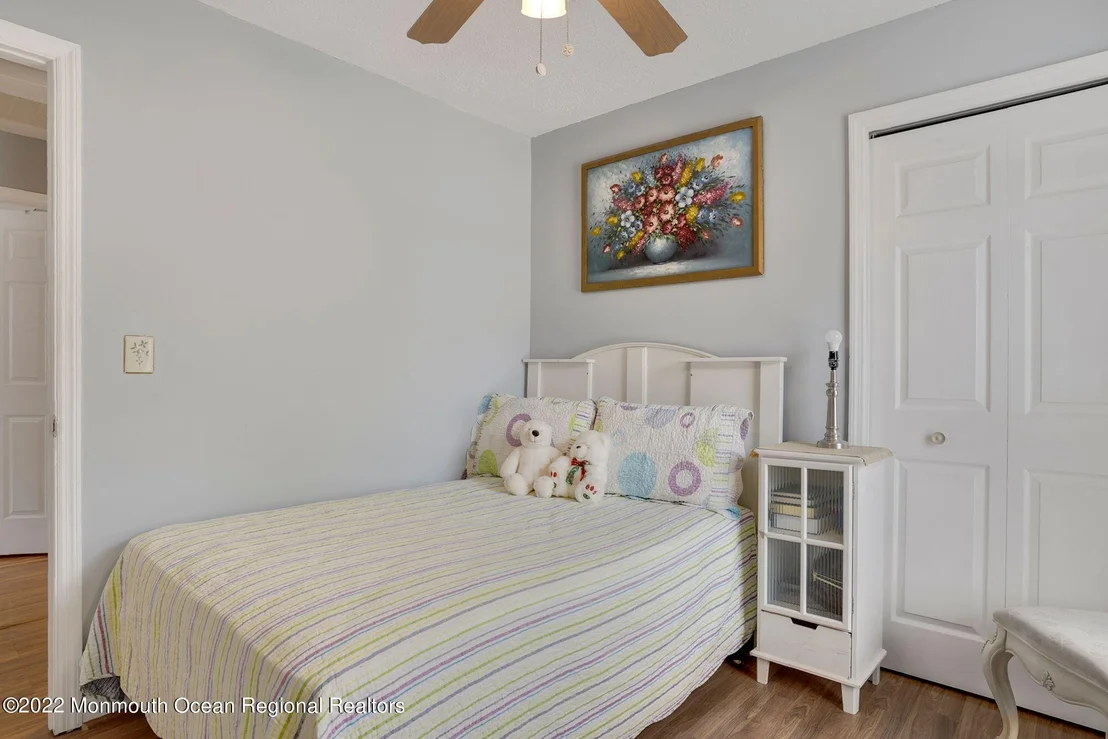 Photo of 2113 W Bangs Avenue