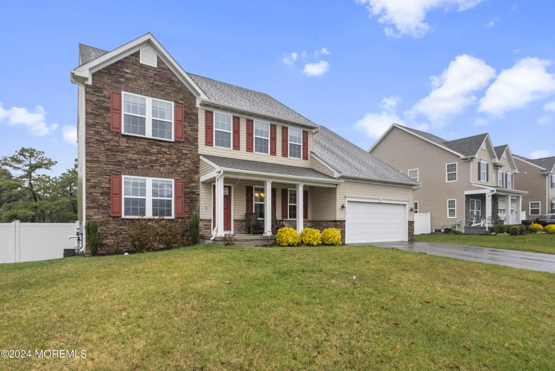 Photo of 115 Emerson Lane