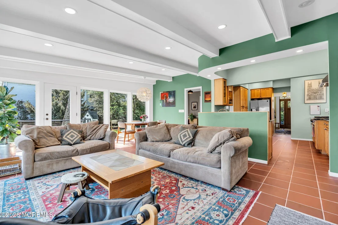 Photo of 531 Locust Point Road