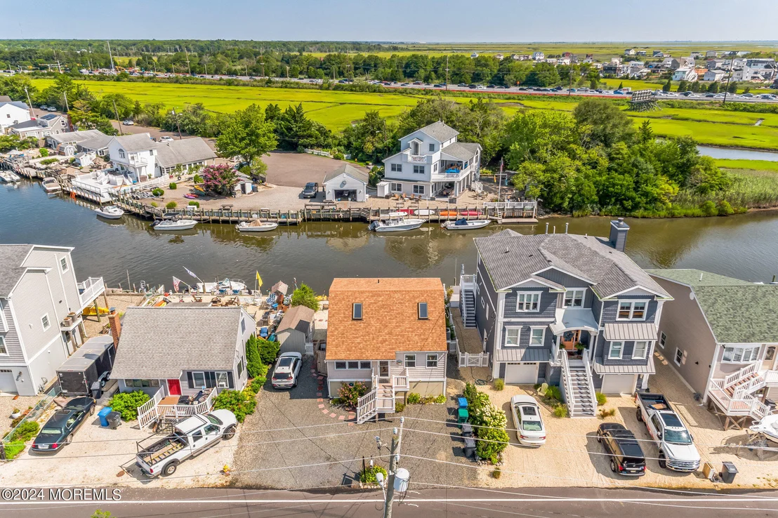 Photo of 112 Morris Boulevard