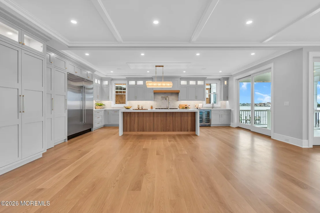 Photo of 151 Pershing Boulevard