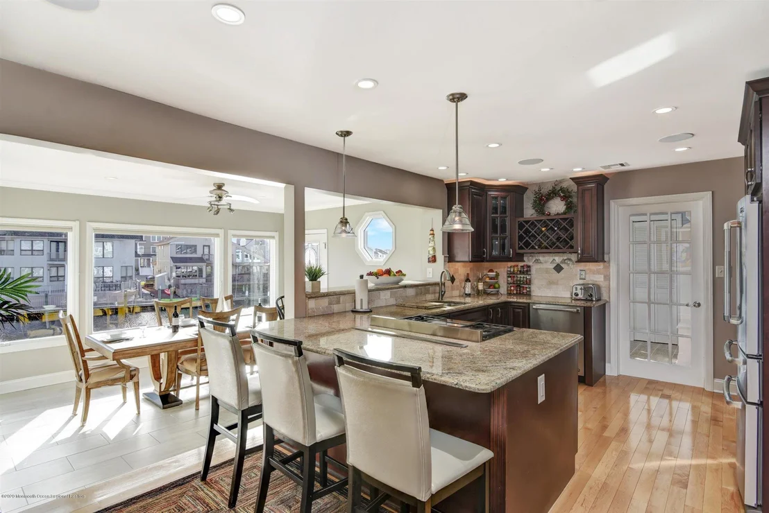 Photo of 41 Seville Drive