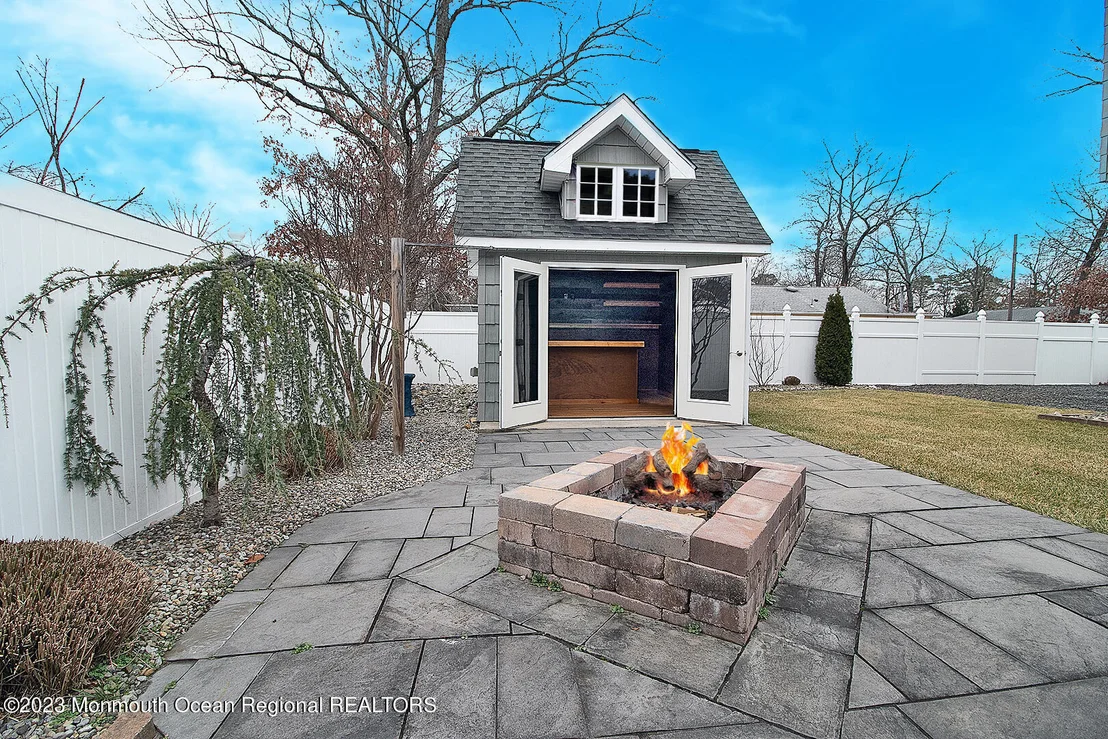 Photo of 307 Alpine Street