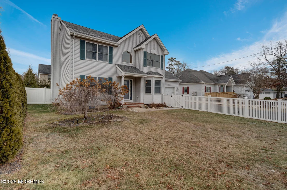 Photo of 223 Serpent Lane