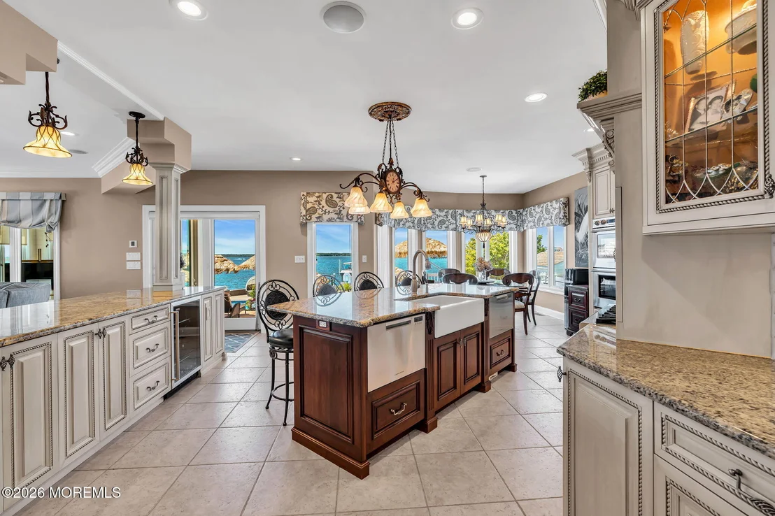 Photo of 531 Bayview Drive