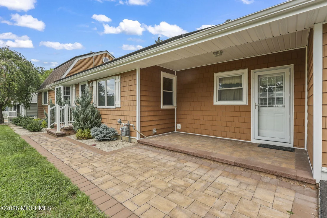 Photo of 67 Crest Drive