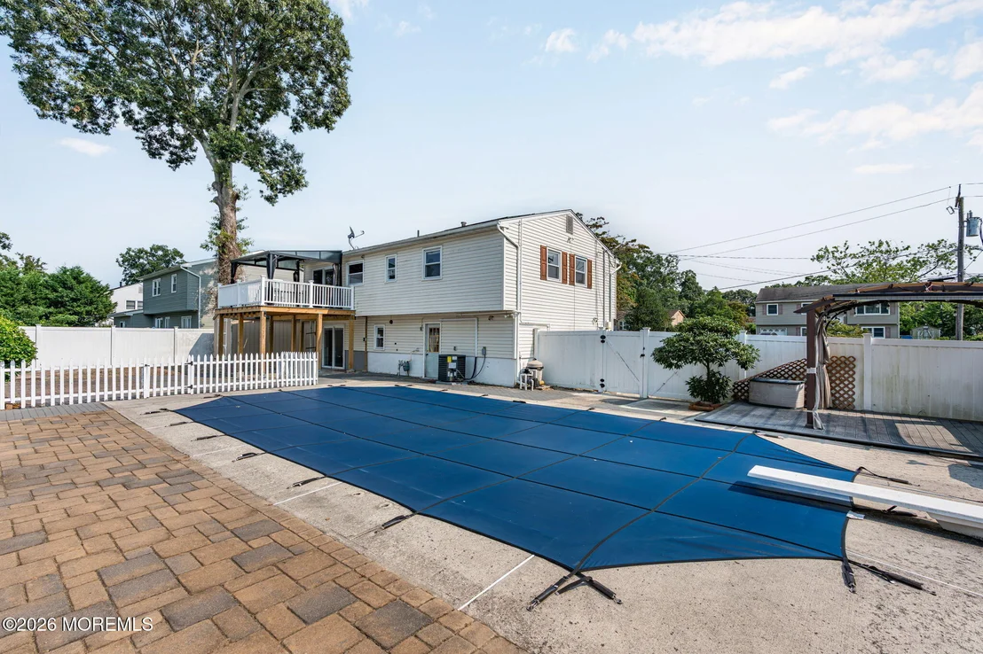 Photo of 666 Longview Drive