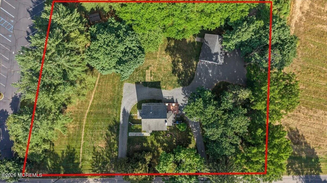 Photo of 102 Middletown Road