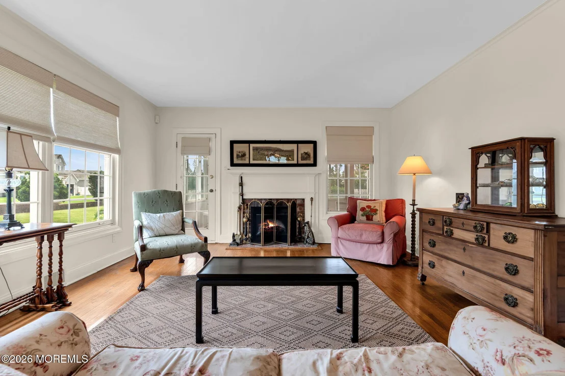 Photo of 5 Howell Avenue