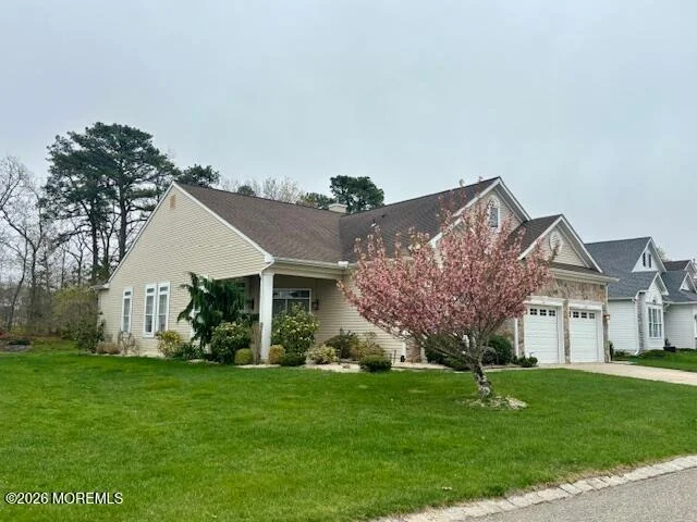 Photo of 21 Rumson Court