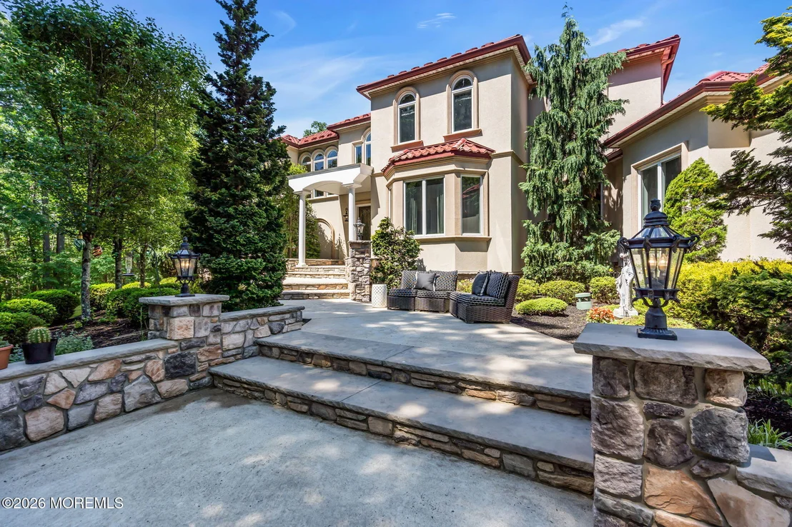 Photo of 347 Millstone Road