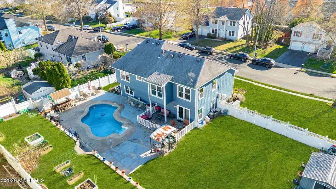 Photo of 522 Woolley Drive
