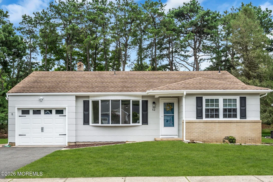 Photo of 52 Castleton Drive