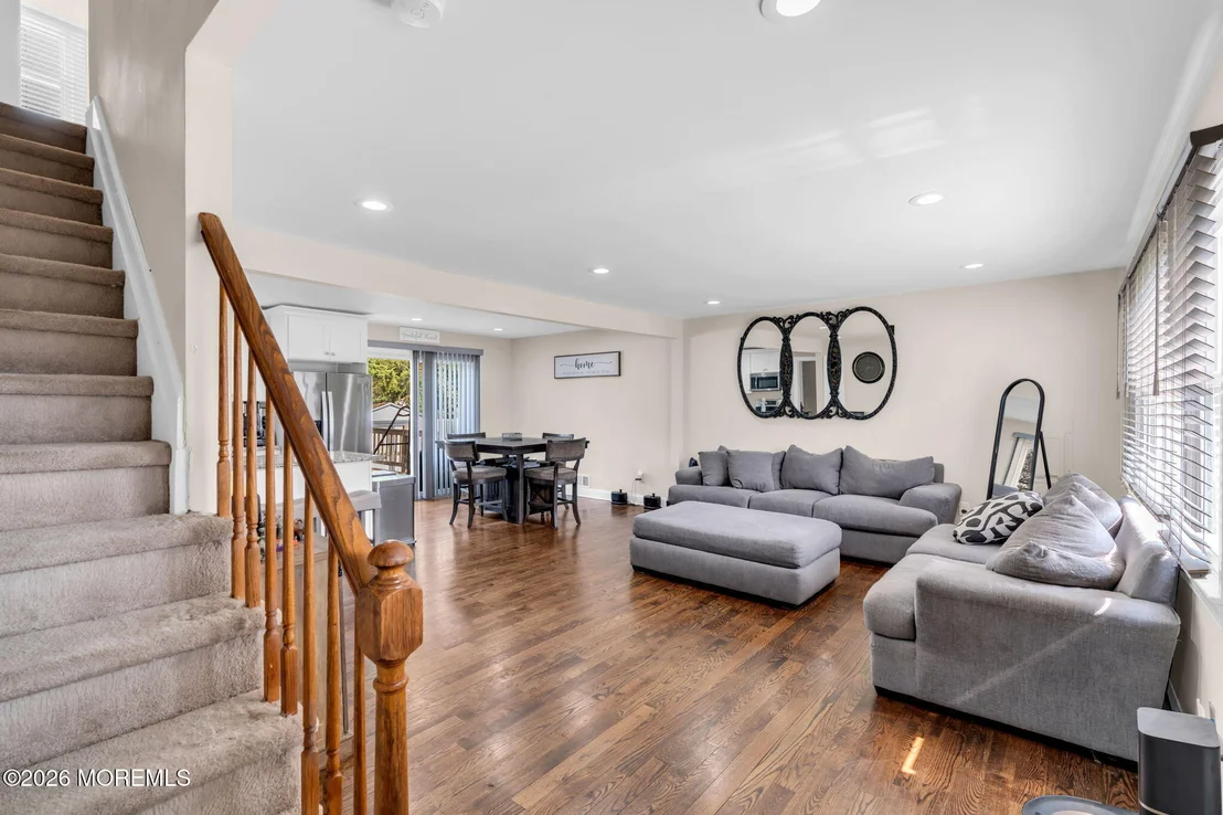Photo of 390 Mamie Drive