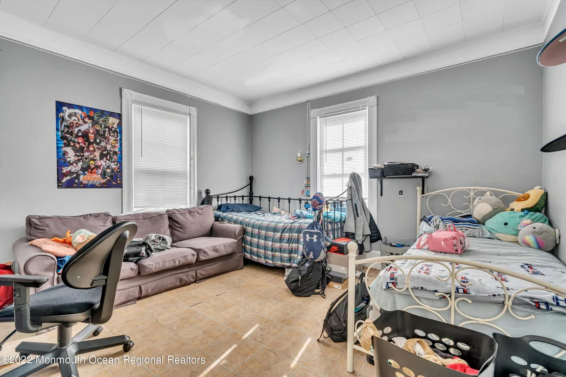 Photo of 68 Maple Avenue