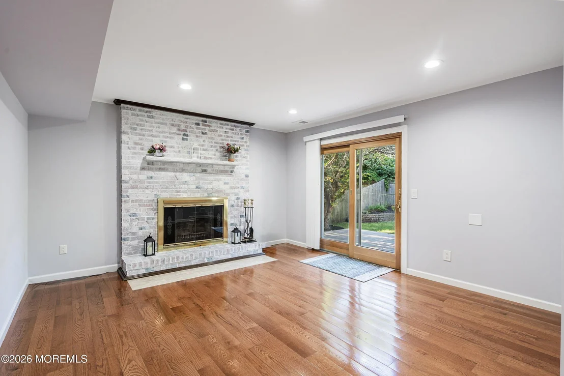 Photo of 15 Bristlecone Drive